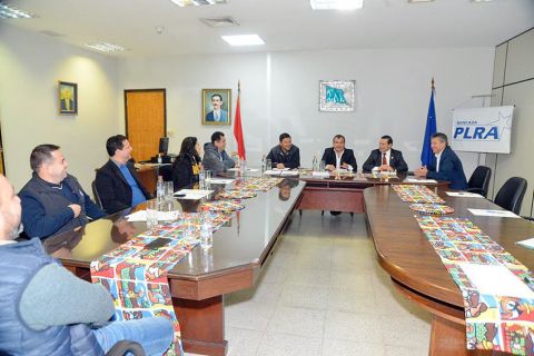 Bancada PLRA 02 850.jpg