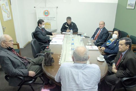 Realidad nacional en cuanto a defensa y seguridad fue tema de debate