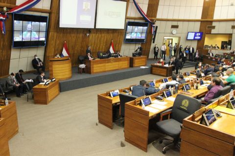 Aprueban comisión especial que estudiará pedido de intervención de la Gobernación del Guairá