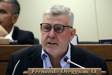 Dip. Fernando Oreggioni 01 850.JPG