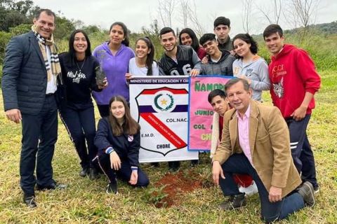 Destacan impacto positivo de la campaña medioambiental “Ñamopotí PY”