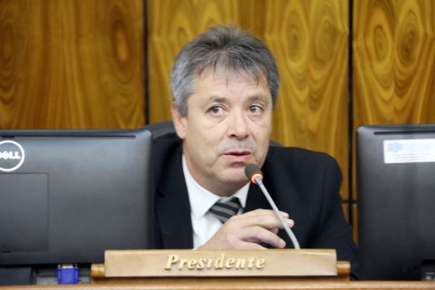Presidente de Diputados exteriorizo su pesar por la muerte de Benedicto XVI