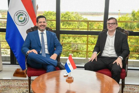 Presidente de Diputados y titular de la ANEAES dialogan sobre calidad educativa y retos de la educación superior