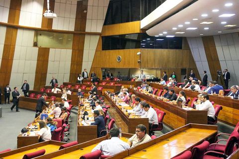 Sancionan normativa que extiende emergencia penitenciaria por 120 días
