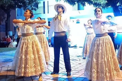 Invitan a la clausura del festival internacional “El folklore nos une”