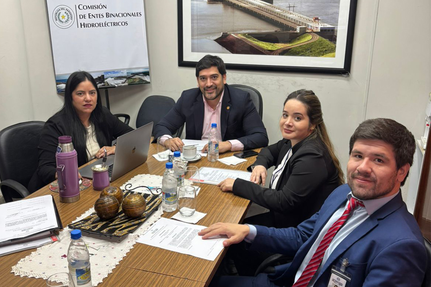 Presidente de Diputados ratifica compromiso con la educación durante jornada gubernamental en Cordillera