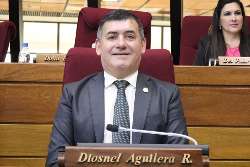 Presidente de Diputados ratifica compromiso con la educación durante jornada gubernamental en Cordillera