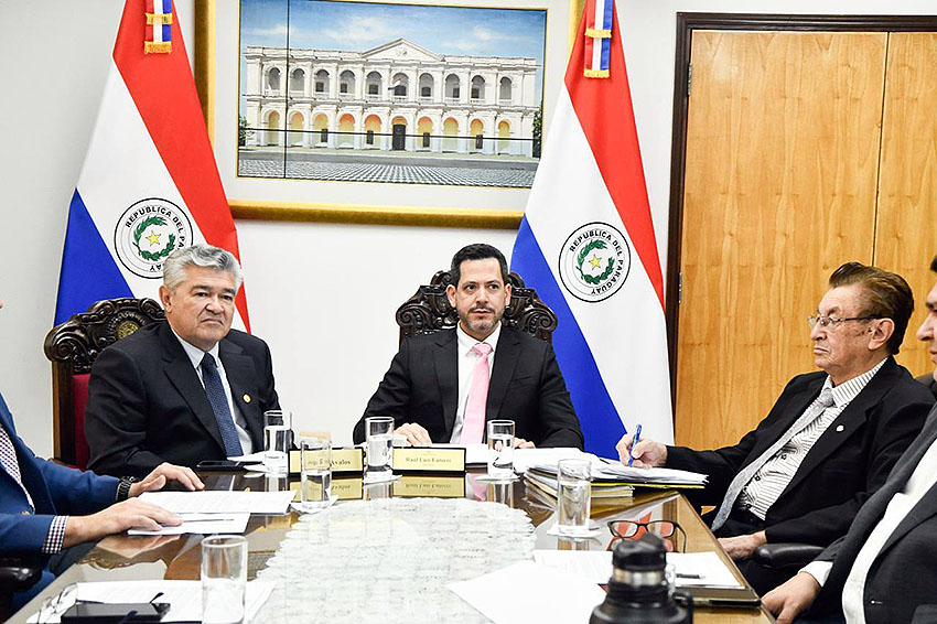 Presidente de Diputados ratifica compromiso con la educación durante jornada gubernamental en Cordillera
