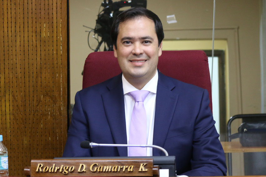 Presidente de Diputados ratifica compromiso con la educación durante jornada gubernamental en Cordillera