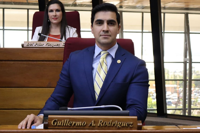 Presidente de Diputados ratifica compromiso con la educación durante jornada gubernamental en Cordillera