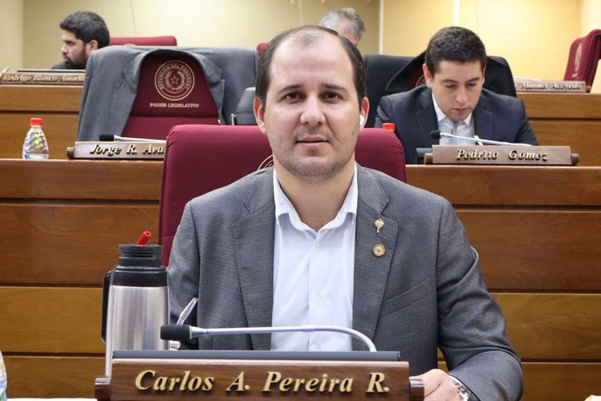 Presidente de Diputados ratifica compromiso con la educación durante jornada gubernamental en Cordillera