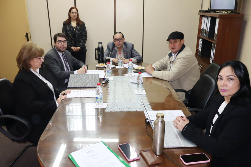 Presidente de Diputados ratifica compromiso con la educación durante jornada gubernamental en Cordillera