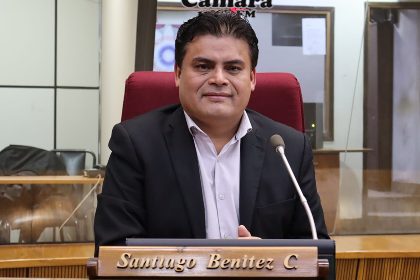 Presidente de Diputados ratifica compromiso con la educación durante jornada gubernamental en Cordillera
