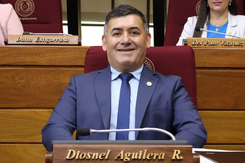Presidente de Diputados ratifica compromiso con la educación durante jornada gubernamental en Cordillera