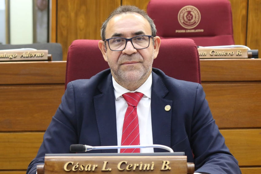 Presidente de Diputados ratifica compromiso con la educación durante jornada gubernamental en Cordillera