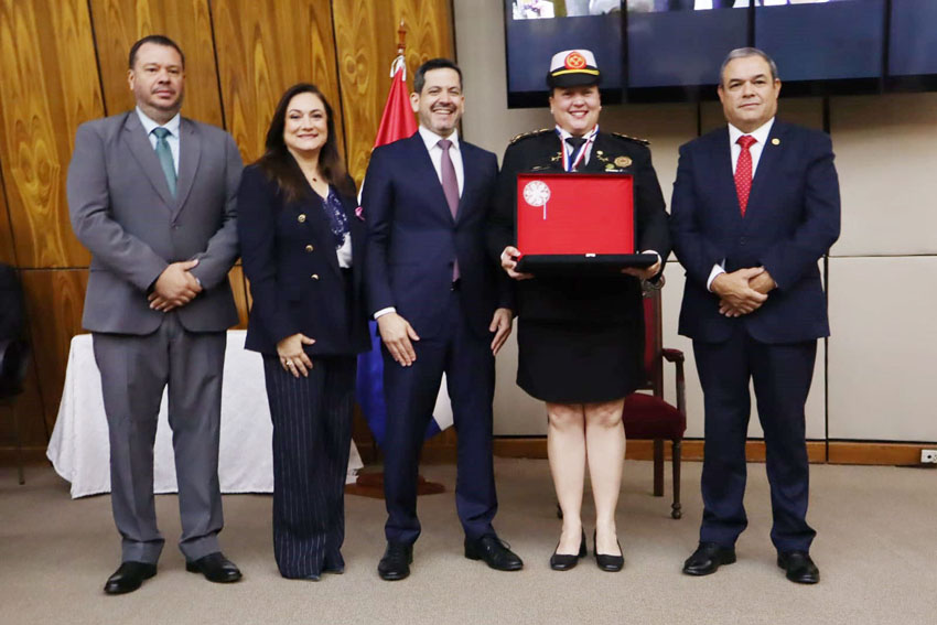 Presidente de Diputados ratifica compromiso con la educación durante jornada gubernamental en Cordillera