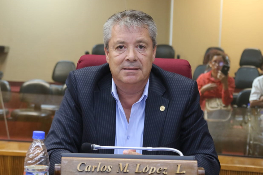 Presidente de Diputados ratifica compromiso con la educación durante jornada gubernamental en Cordillera