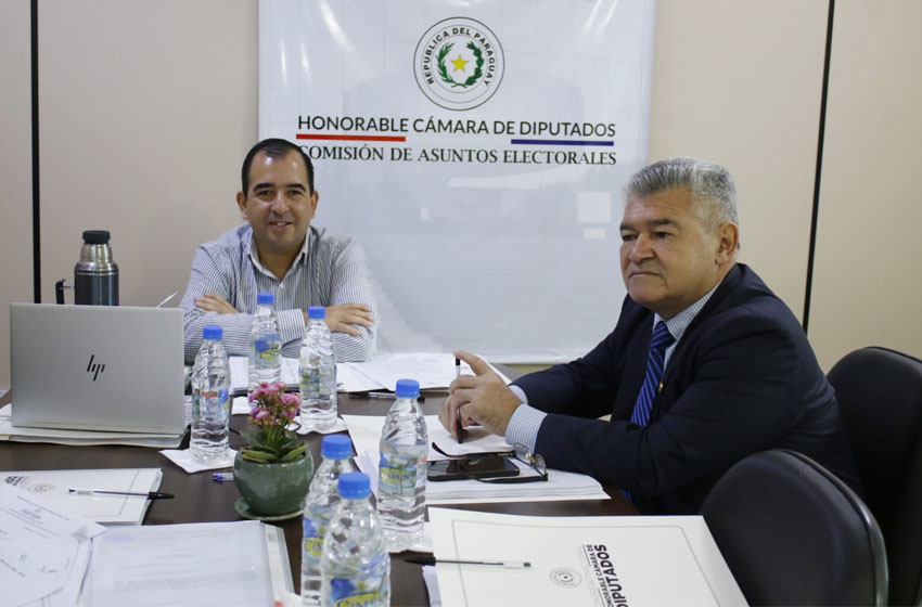 Presidente de Diputados ratifica compromiso con la educación durante jornada gubernamental en Cordillera