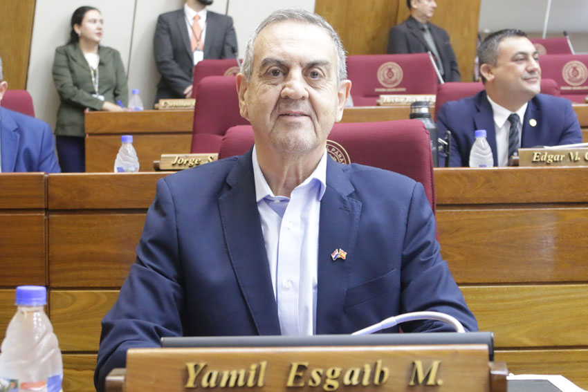 Presidente de Diputados ratifica compromiso con la educación durante jornada gubernamental en Cordillera