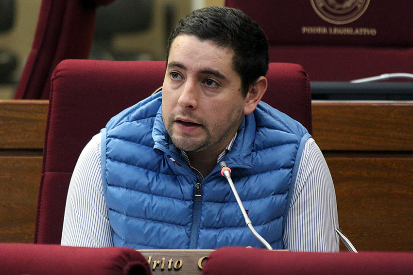 Presidente de Diputados ratifica compromiso con la educación durante jornada gubernamental en Cordillera