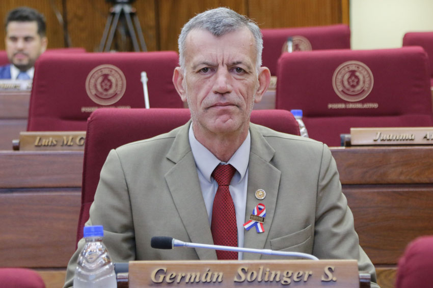 Presidente de Diputados ratifica compromiso con la educación durante jornada gubernamental en Cordillera