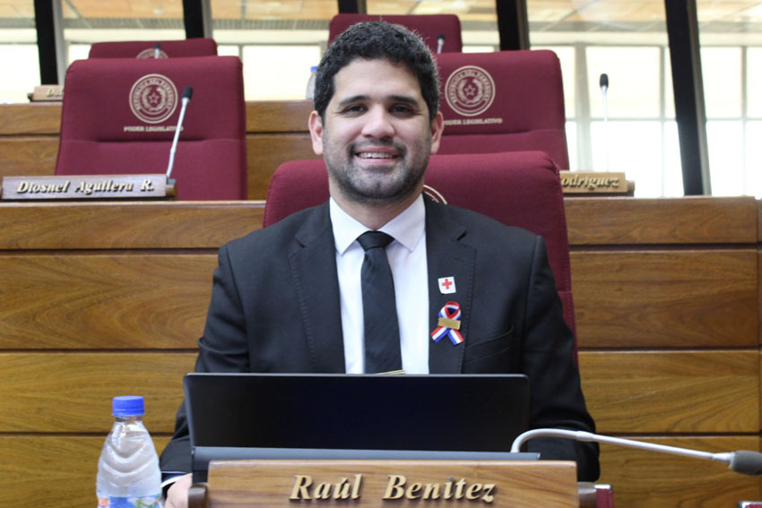 Presidente de Diputados ratifica compromiso con la educación durante jornada gubernamental en Cordillera