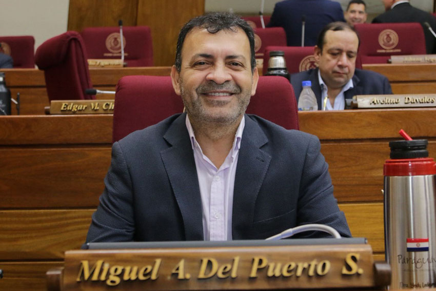 Presidente de Diputados ratifica compromiso con la educación durante jornada gubernamental en Cordillera