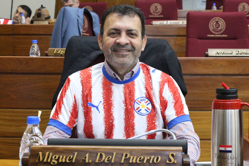 Presidente de Diputados ratifica compromiso con la educación durante jornada gubernamental en Cordillera