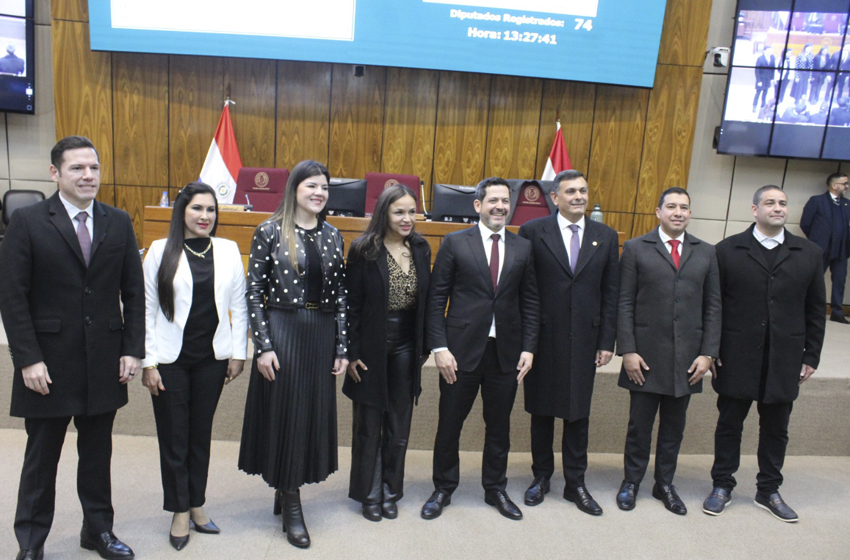 Presidente de Diputados ratifica compromiso con la educación durante jornada gubernamental en Cordillera