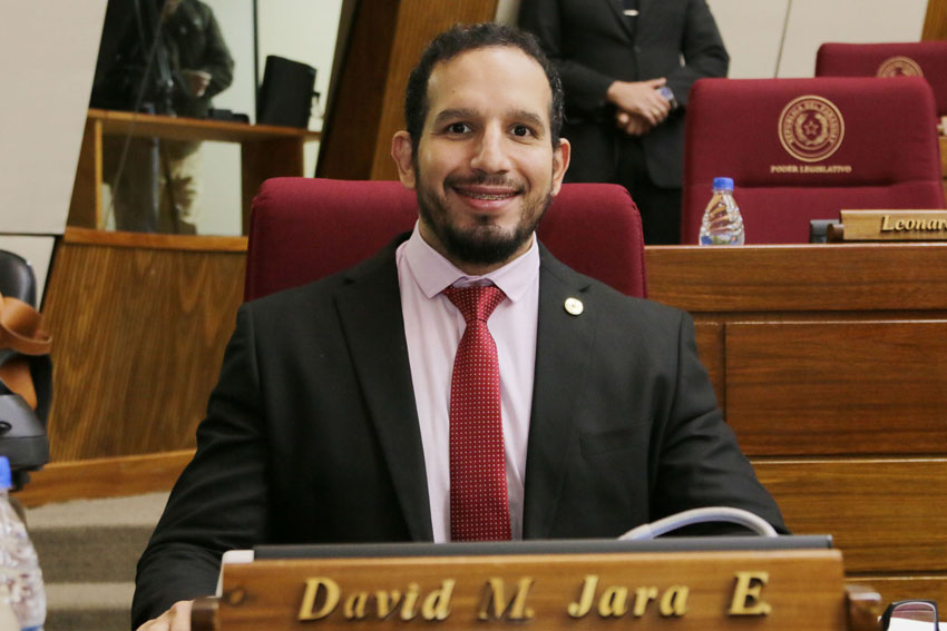 Presidente de Diputados ratifica compromiso con la educación durante jornada gubernamental en Cordillera